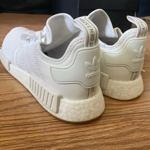 Adidas NMD_R1 Sneakers